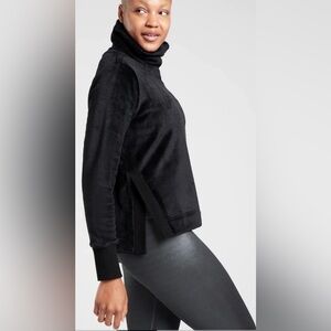 Medium Athleta Black Cozy Karma Pullover Funnel Neck Sweatshirt‎